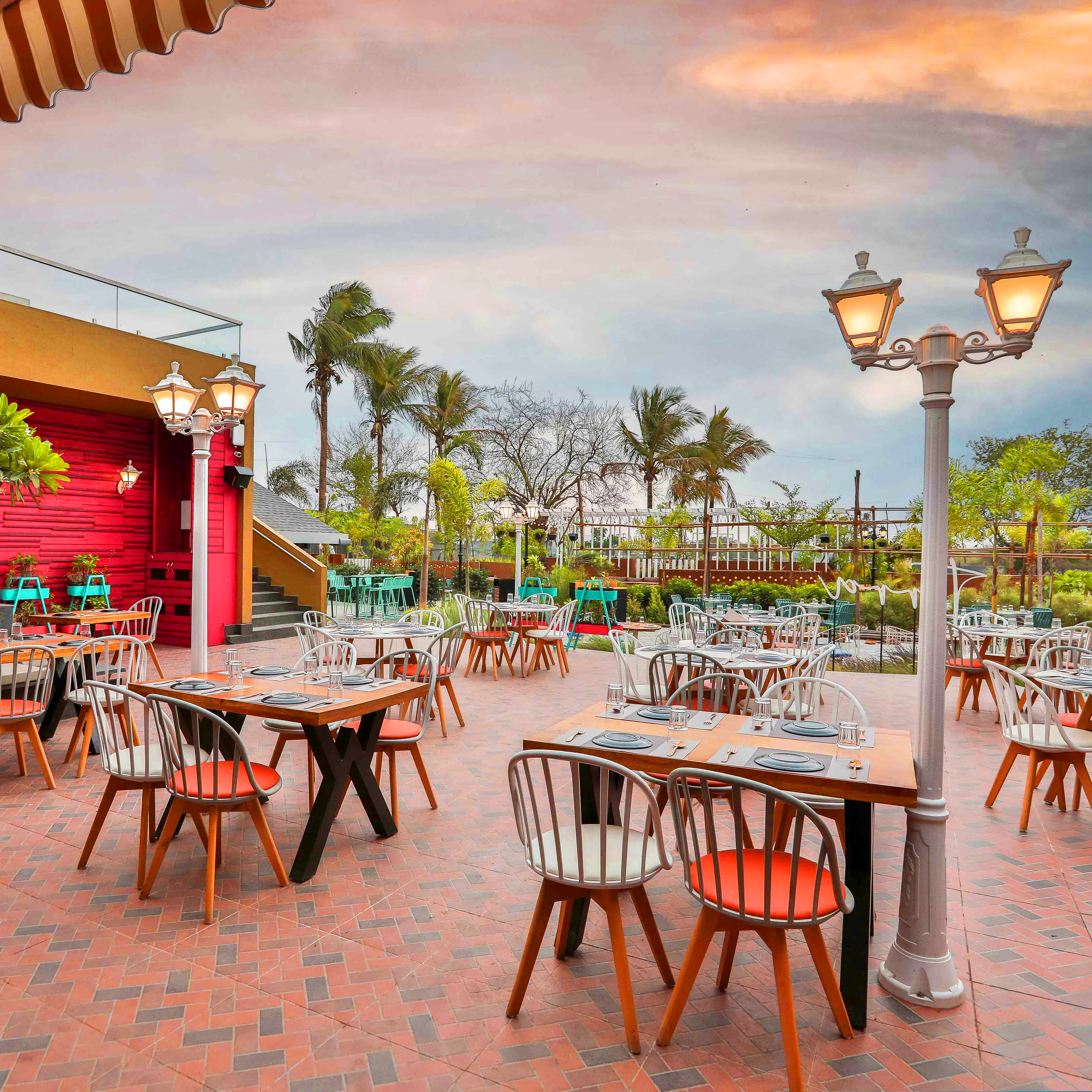 Open air bar at Garden of Eden Goa